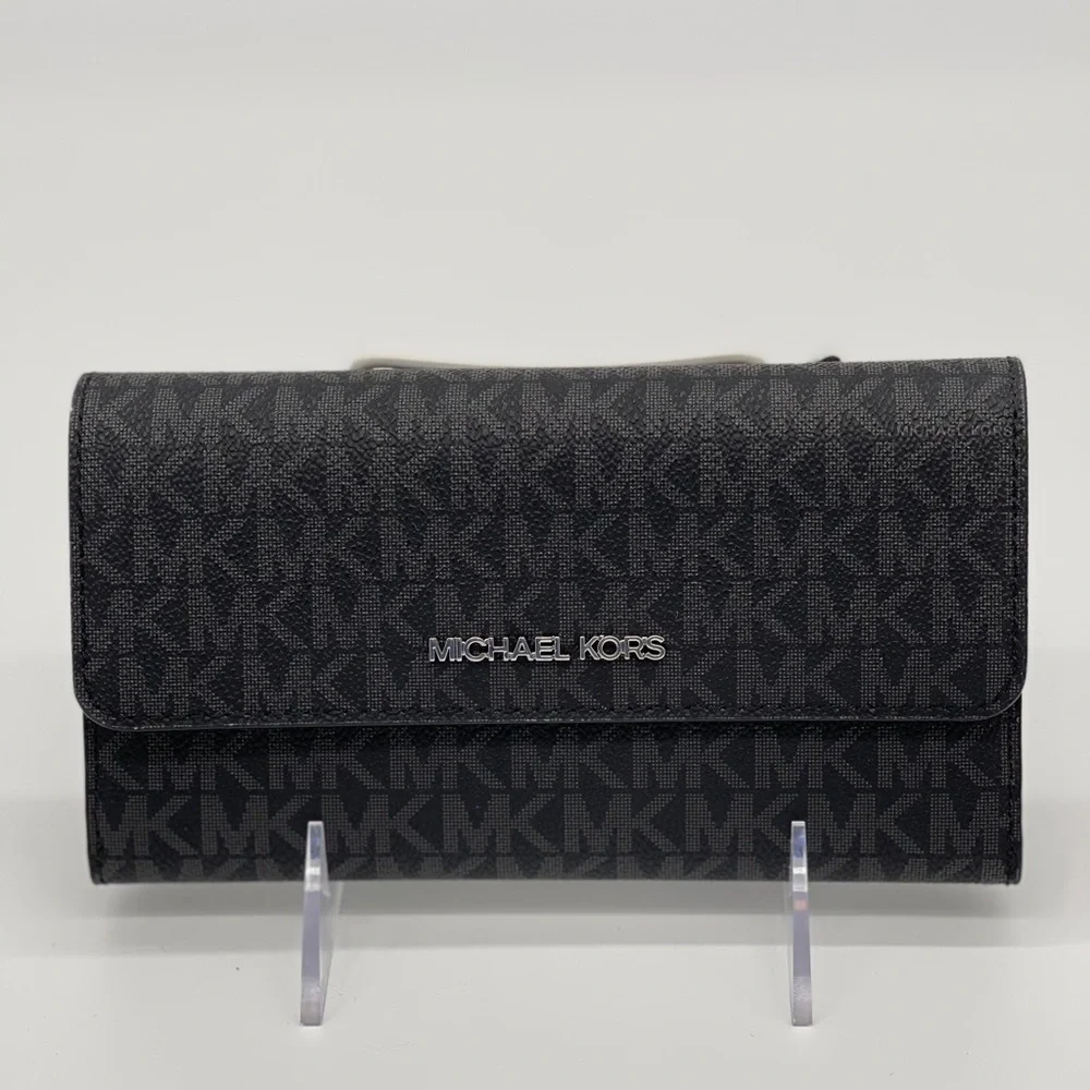 Michael Kors Jet Set Travel LG Trifold Blk…